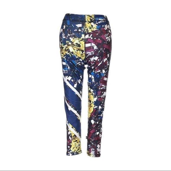 Zara Terez for Soul Cycle Abstract Geometric Crop Leggings Size XS - Picture 3 of 9